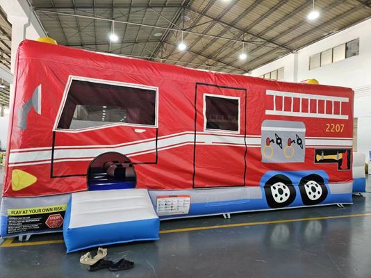 赤と青の充気車 跳び屋 消防車 ジャンピングキャッスル