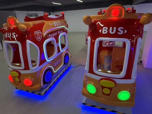 硬貨 に 動かさ れ た 揺れ動く 車 動力 的 な 音楽 と 子供 の ため の 愉快 な 歌
